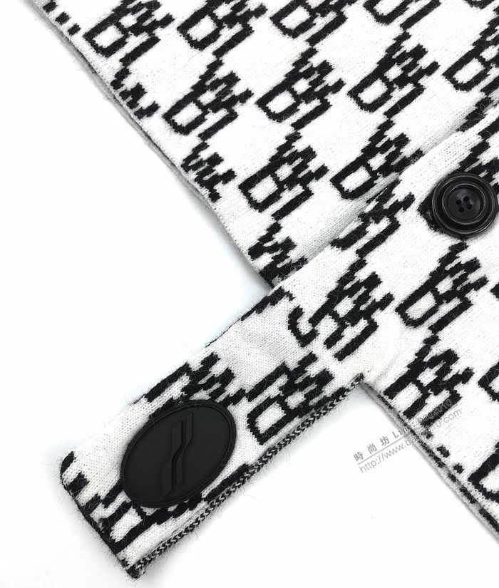 welldone男裝 2020秋冬新款 首爾限定款 logo花紋雙面穿開衫毛衣  ydi3250